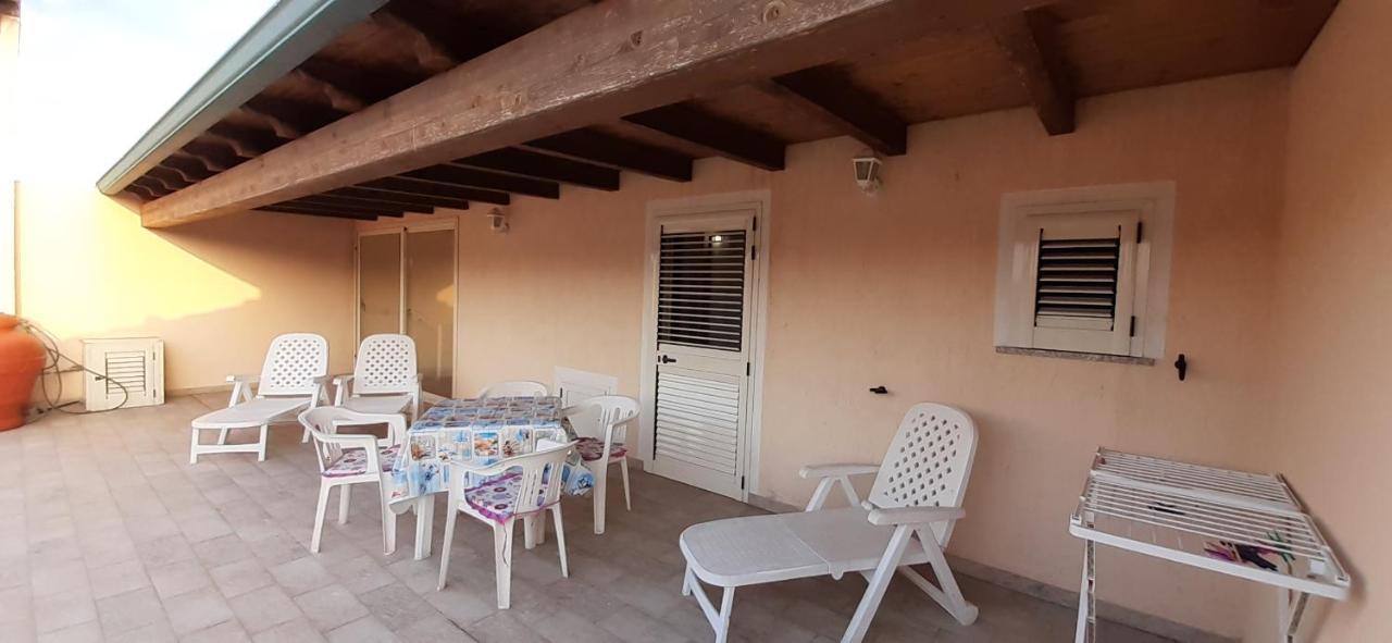 דירות איזולה רוסה Fronte Mare Attico Indipendente Ed Esclusivo Con Terrazza Panoramica מראה חיצוני תמונה